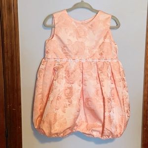 Petite Frais NWT size 18m